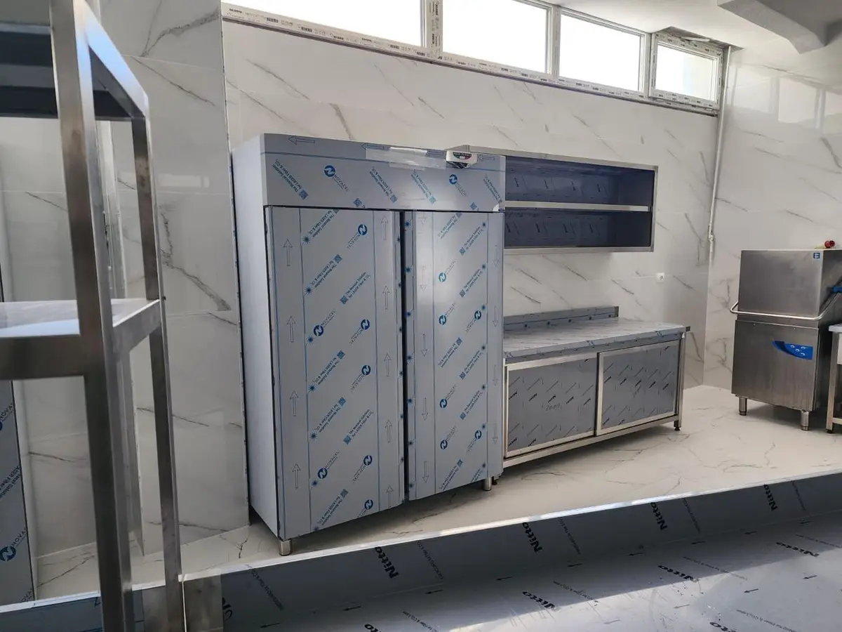 Frigorifer i punuar nga Kristeg Inox,i cili do kontribuoje