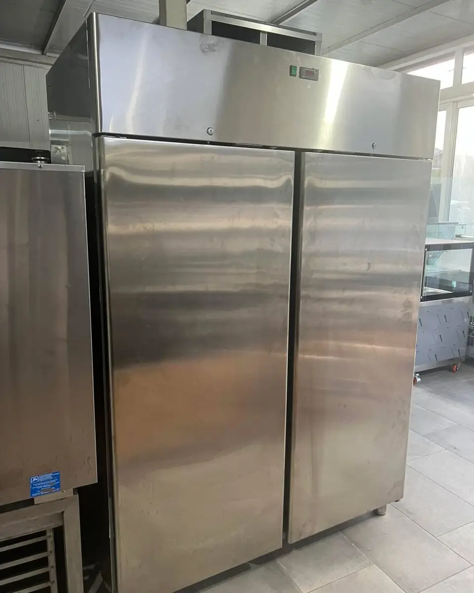 FRIGORIFER PROFESIONAL INOX – Ruani freskinë, ruani cilësinë!Cilesi