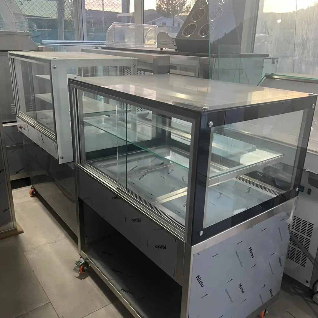 VITRINA EKSPOZITOR – Shfaqja perfekte për çdo ëmbëlsirë apo snack – foto 3