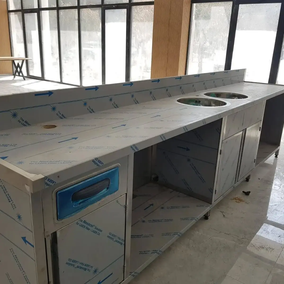 Dale ngadale Saranda po pergatitet per sezonin veror i cili mesa (Qershor 2025) – foto 2