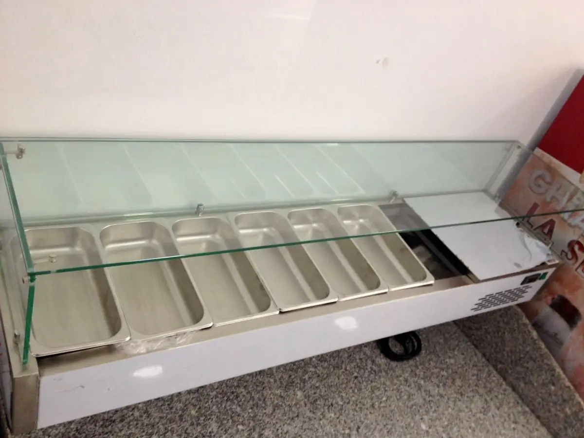 Vitrine frigoriferike picerie