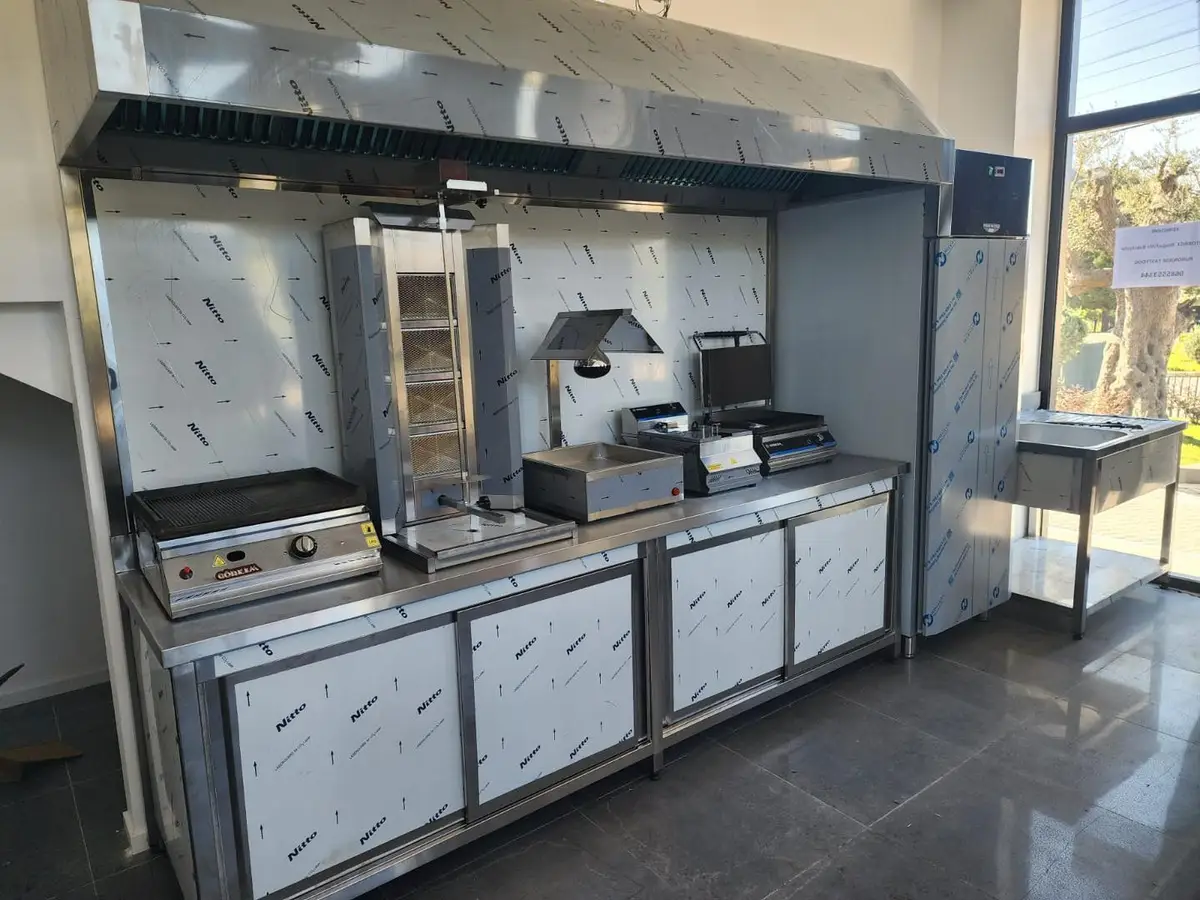 Fast food i kompletuar rishtazi ne qytetin e Vlores