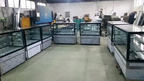 Perseri linja e vitrinave 120 cm per pastiçeri direkt nga prodhimi