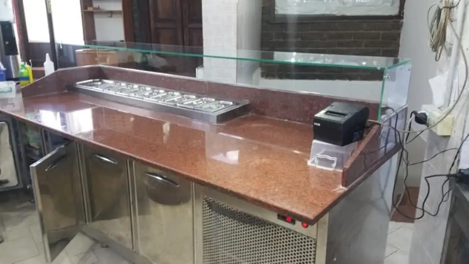 Disa modele frigoriferesh picerie me 2 funksione te realizuar – foto 4